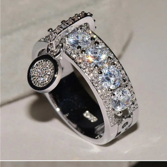 (6)Luxury simulated Diamond ring  size 6 - Picture 6 of 7